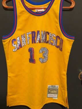 Mitchell & Ness Yellow San Francisco Warriors Jersey with Red & Blue Trim
Men SM